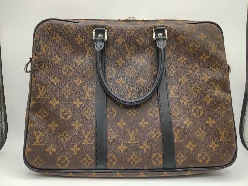 ルイヴィトン買取 ポルトドキュマン･ヴォワヤージュPM M52005 